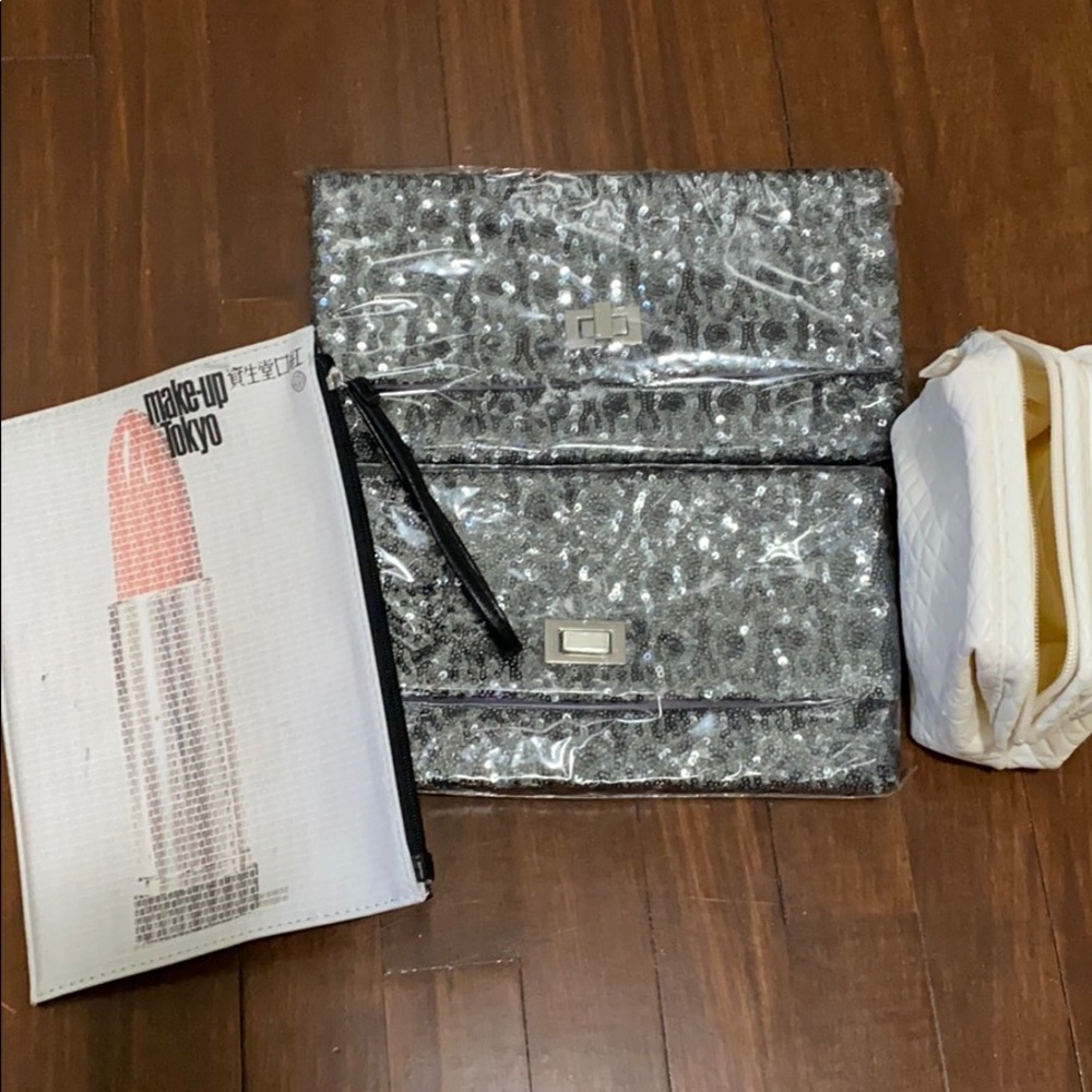 Cosmetic pouches